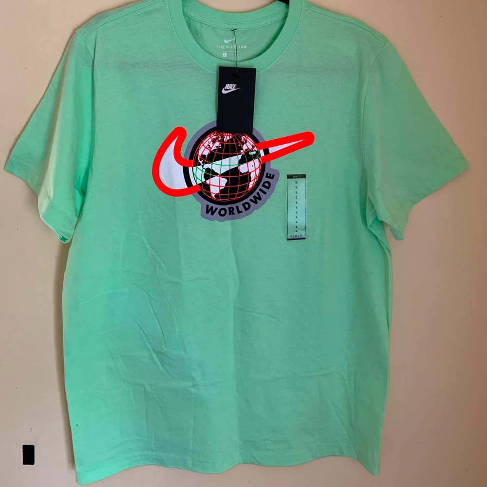 Nike sportswear worldwide T Shirt